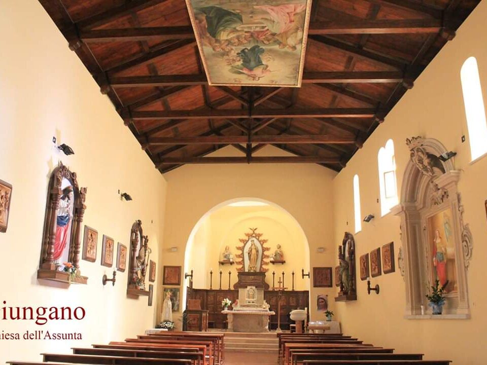 Chiesa-di-San-Maria-Assunta-Giungano-Cilento-Italia